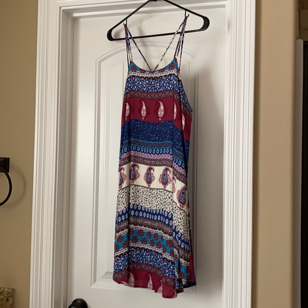 Small paisley dress, free to fly brand
